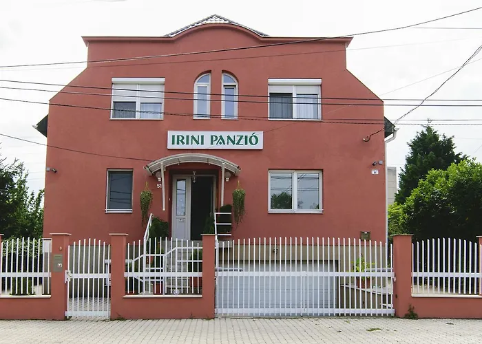 Irini Panzio 3*