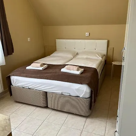 Irini Panzio 게스트하우스 3*